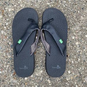 Sanuk Black Women’s Sandals